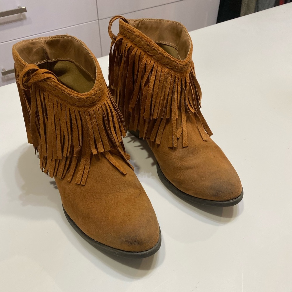 Fringe booties